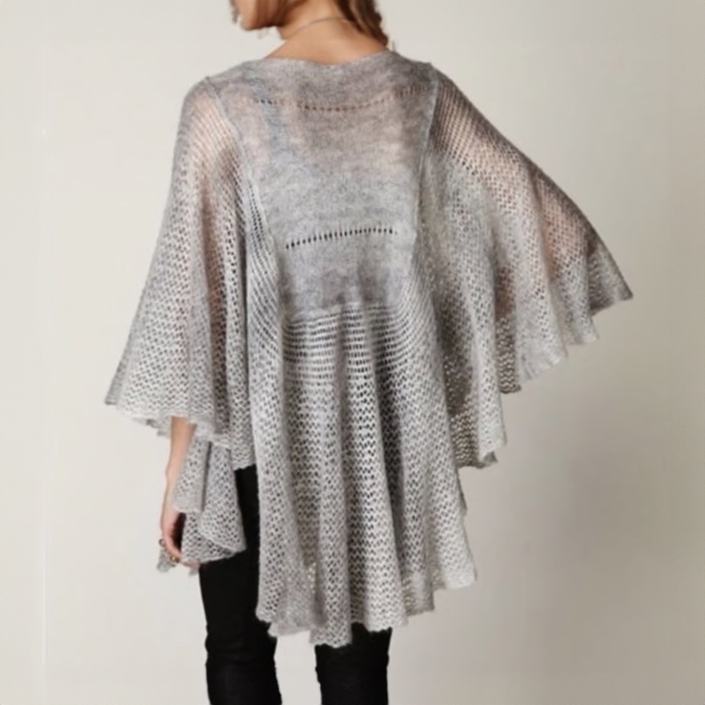 Free People Watson Ombre Gray Sweater Cape Poncho  Size Extra Small - Picture 2 of 8